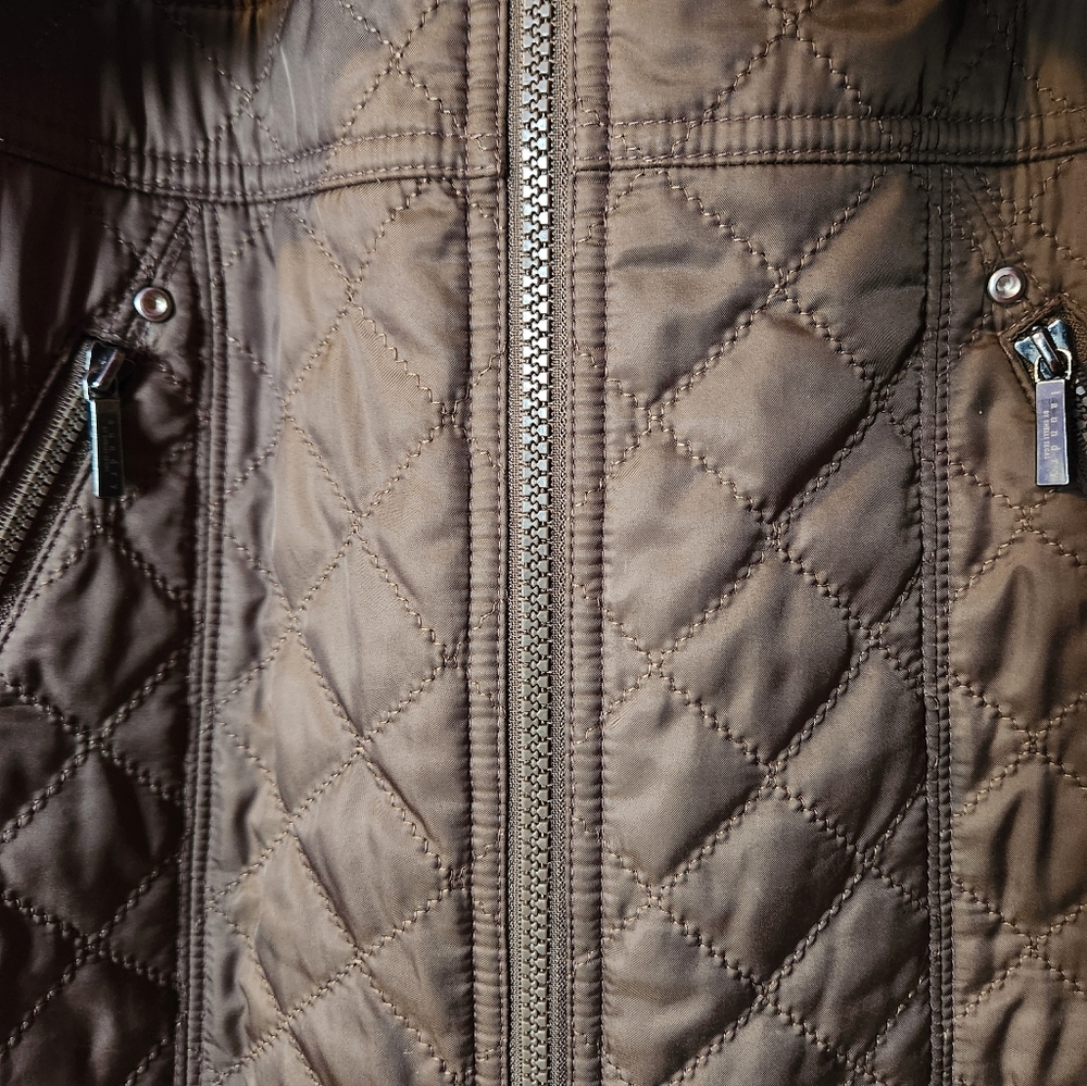 Laundry Belted Puffer - Picture 9 of 10